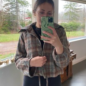 100% wool cropped vintage coat